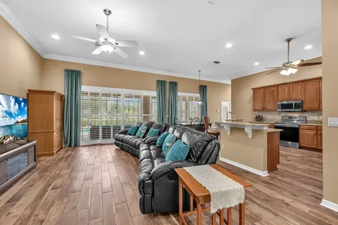 2817 Durant Trails Boulevard Dover FL 33527