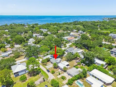 314 Maryland Avenue Crystal Beach FL 34681