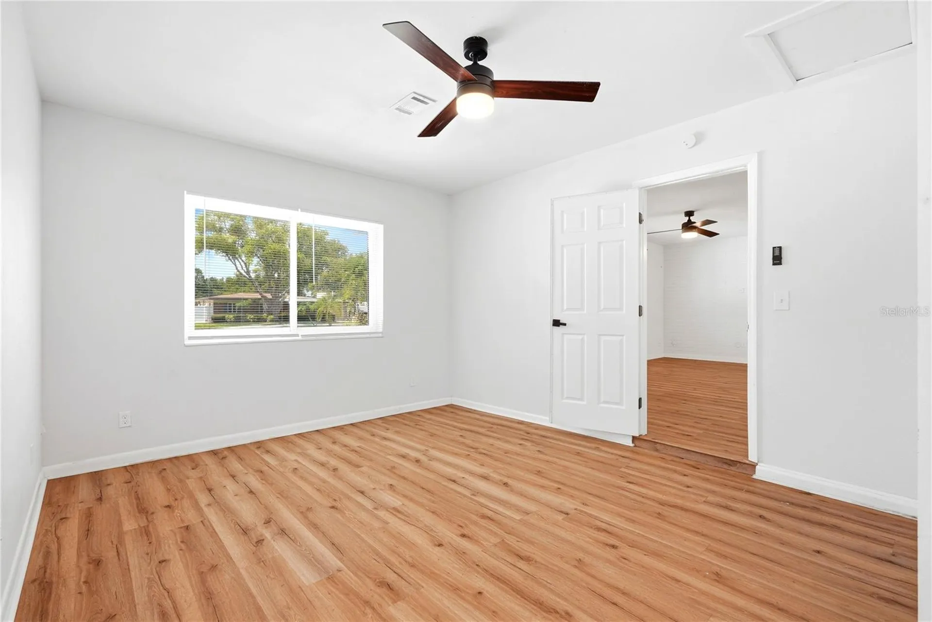 5586 30th Avenue N St Petersburg FL 33710