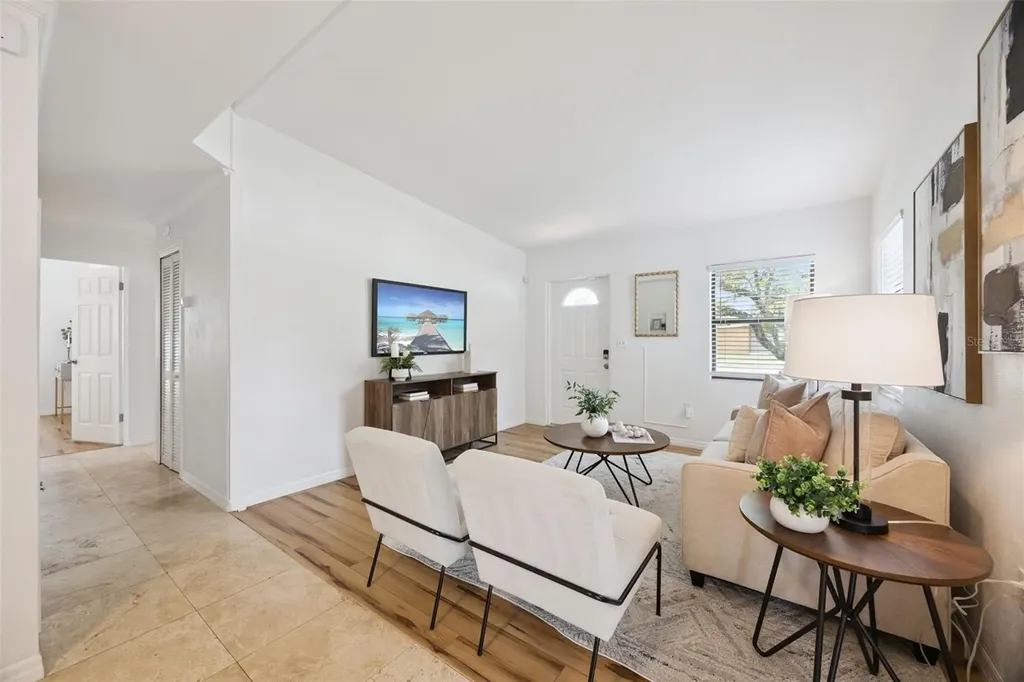 71 1st Street Chuluota FL 32766