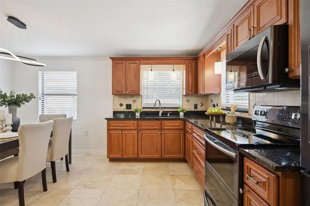 71 1st Street Chuluota FL 32766