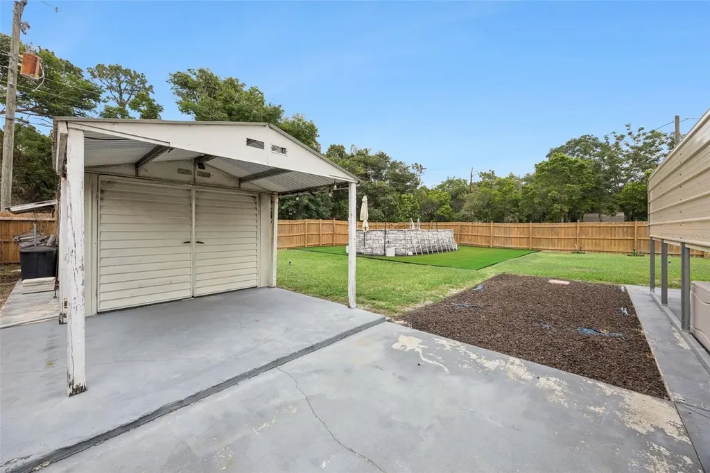 71 1st Street Chuluota FL 32766