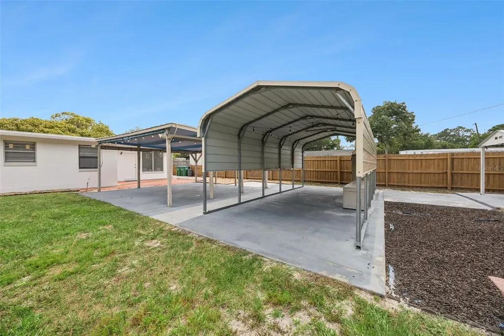 71 1st Street Chuluota FL 32766
