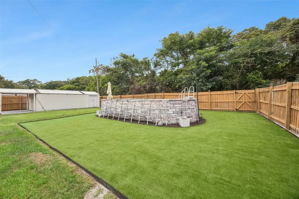 71 1st Street Chuluota FL 32766