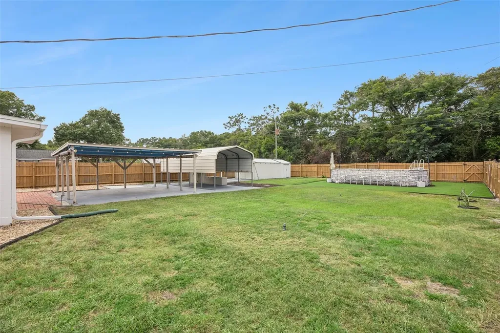 71 1st Street Chuluota FL 32766