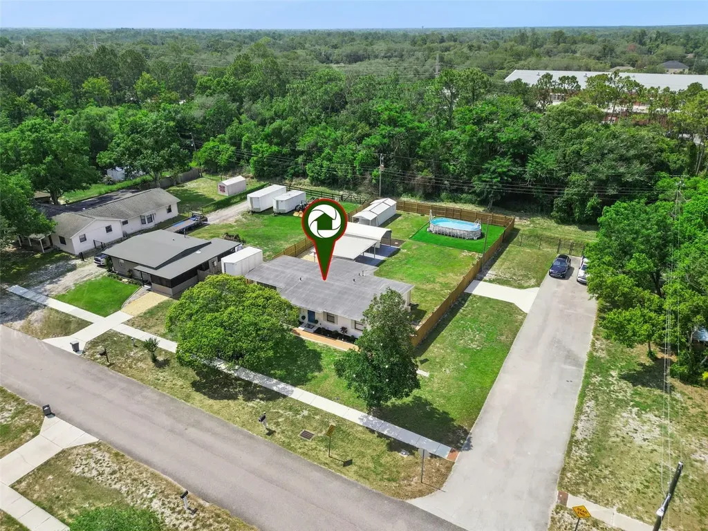 71 1st Street Chuluota FL 32766