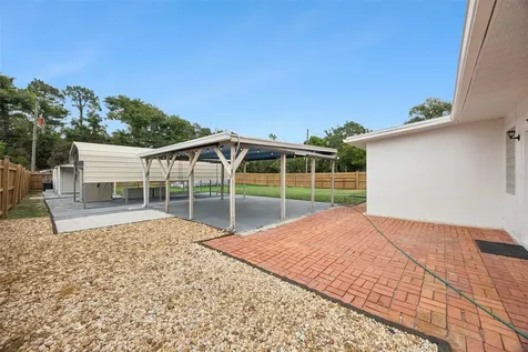 71 1st Street Chuluota FL 32766