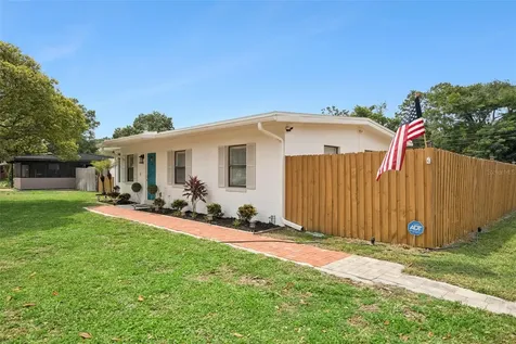 71 1st Street Chuluota FL 32766