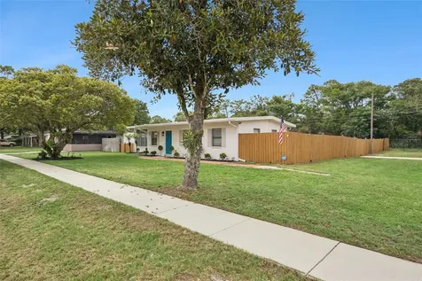 71 1st Street Chuluota FL 32766