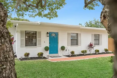 71 1st Street Chuluota FL 32766