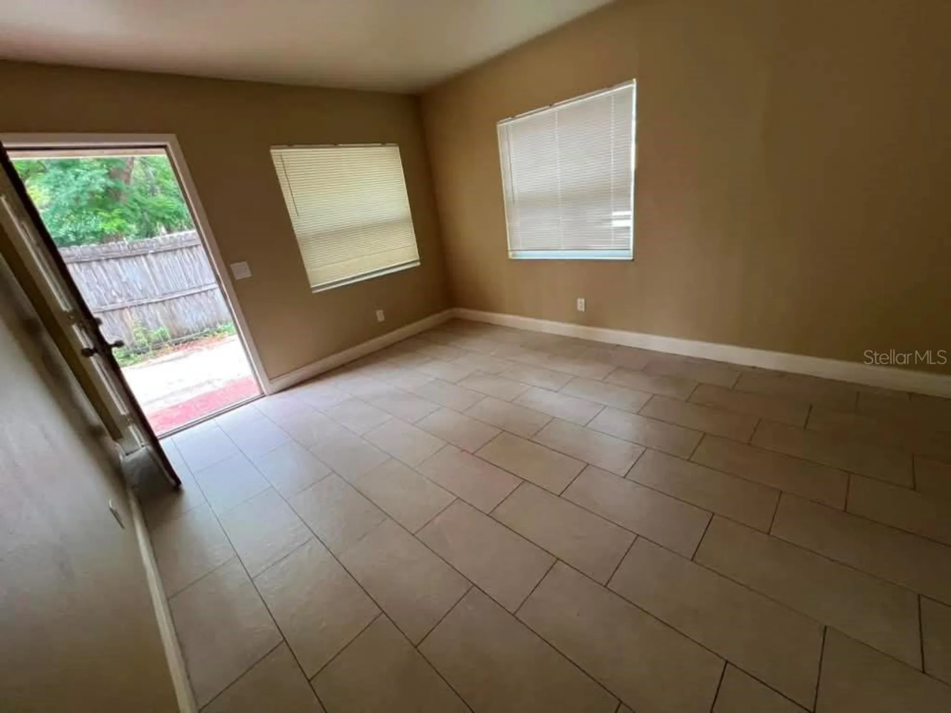 10106 N 10th Street Tampa FL 33612