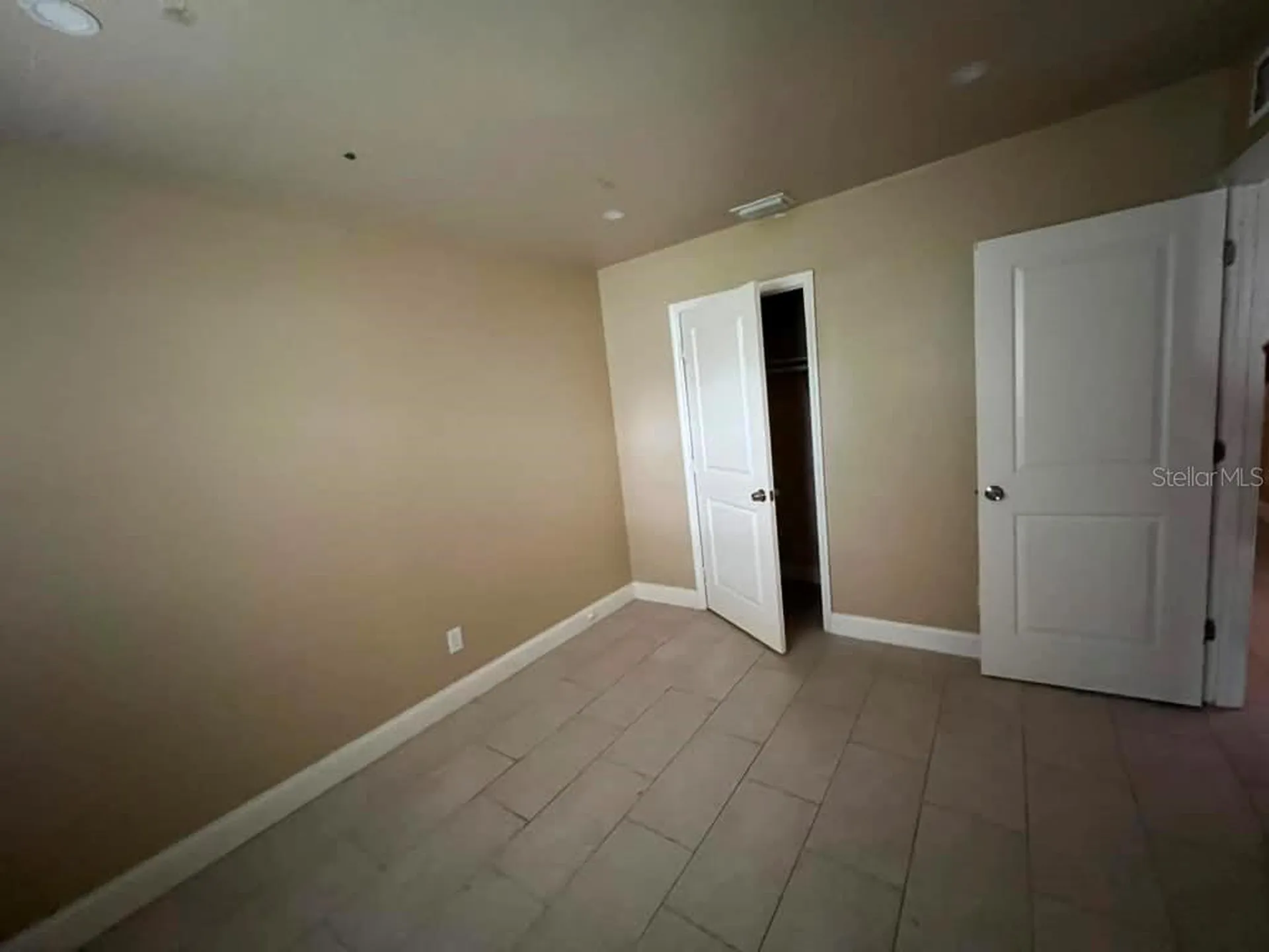 10106 N 10th Street Tampa FL 33612