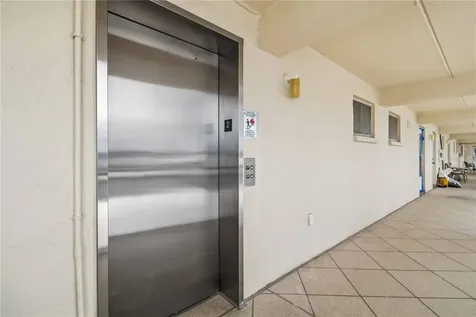 3804 Gulf Of Mexico Drive Longboat Key FL 34228