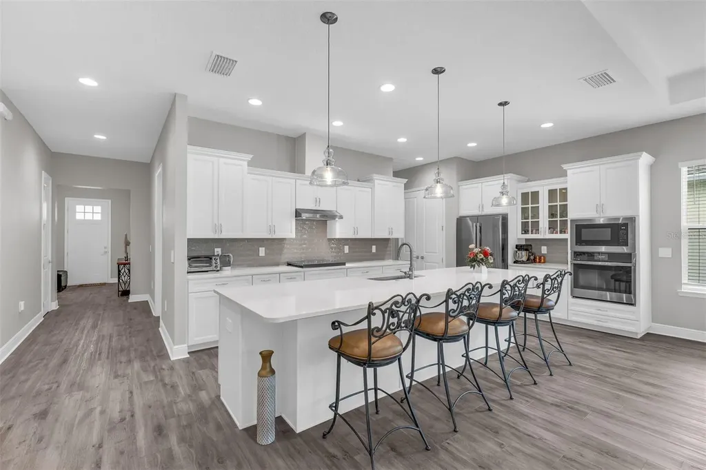 2103 Limestone Trail Kissimmee FL 34747