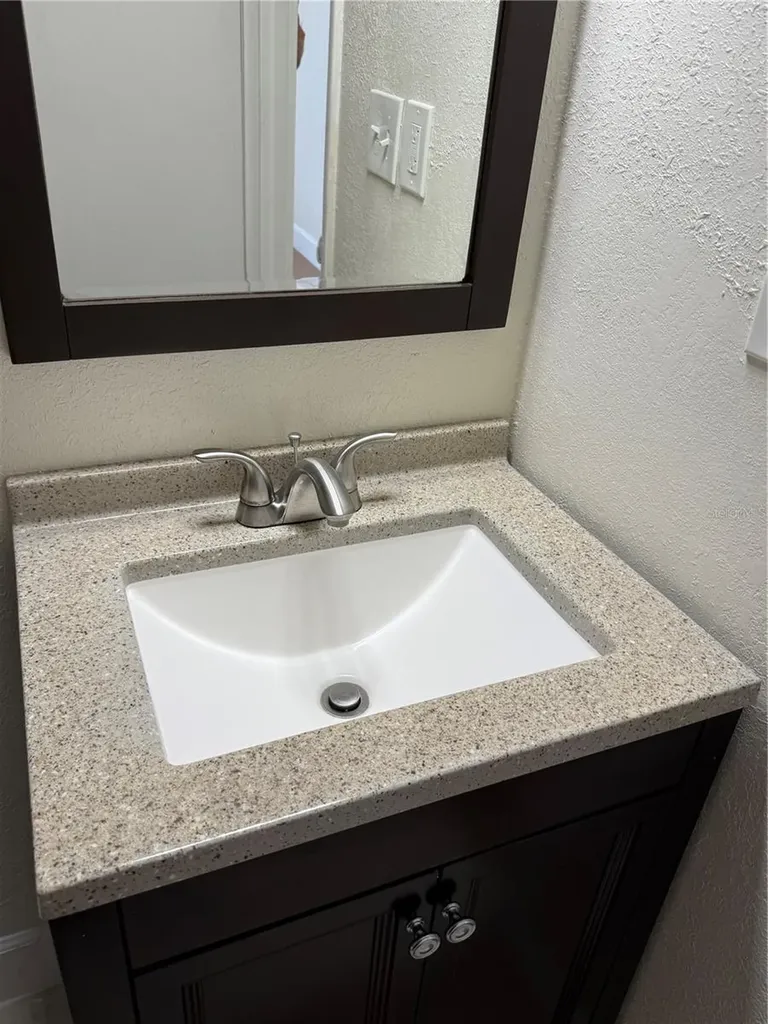 6062 Amberly Avenue Orlando FL 32822