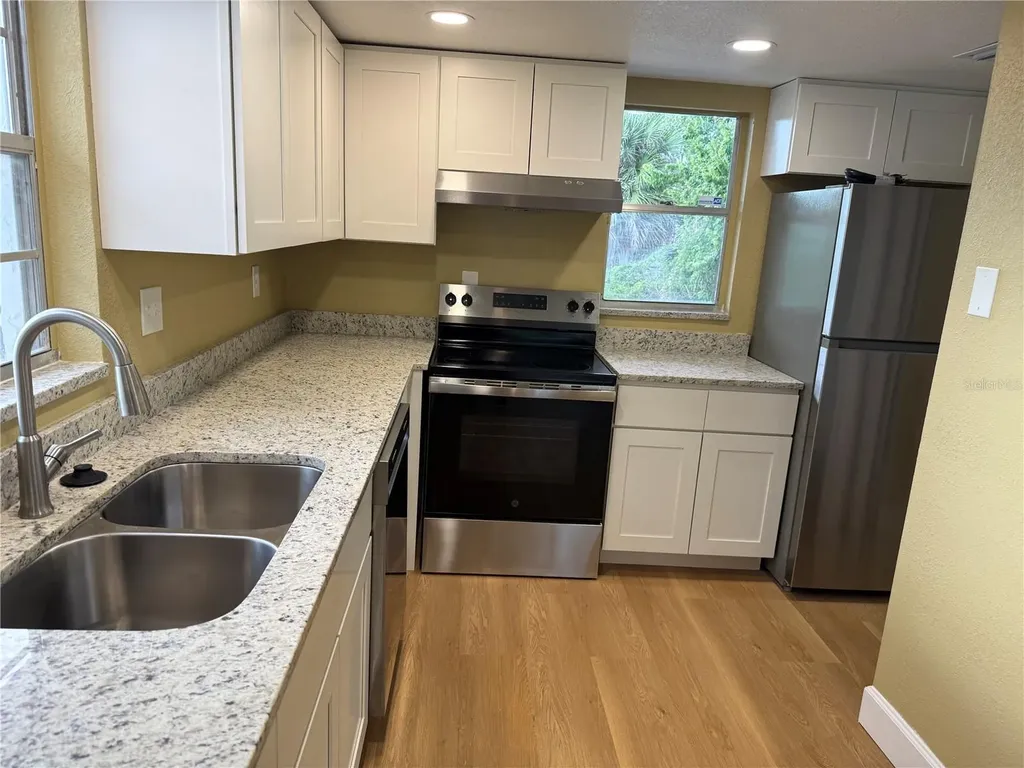 6062 Amberly Avenue Orlando FL 32822