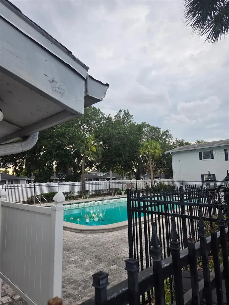 6062 Amberly Avenue Orlando FL 32822