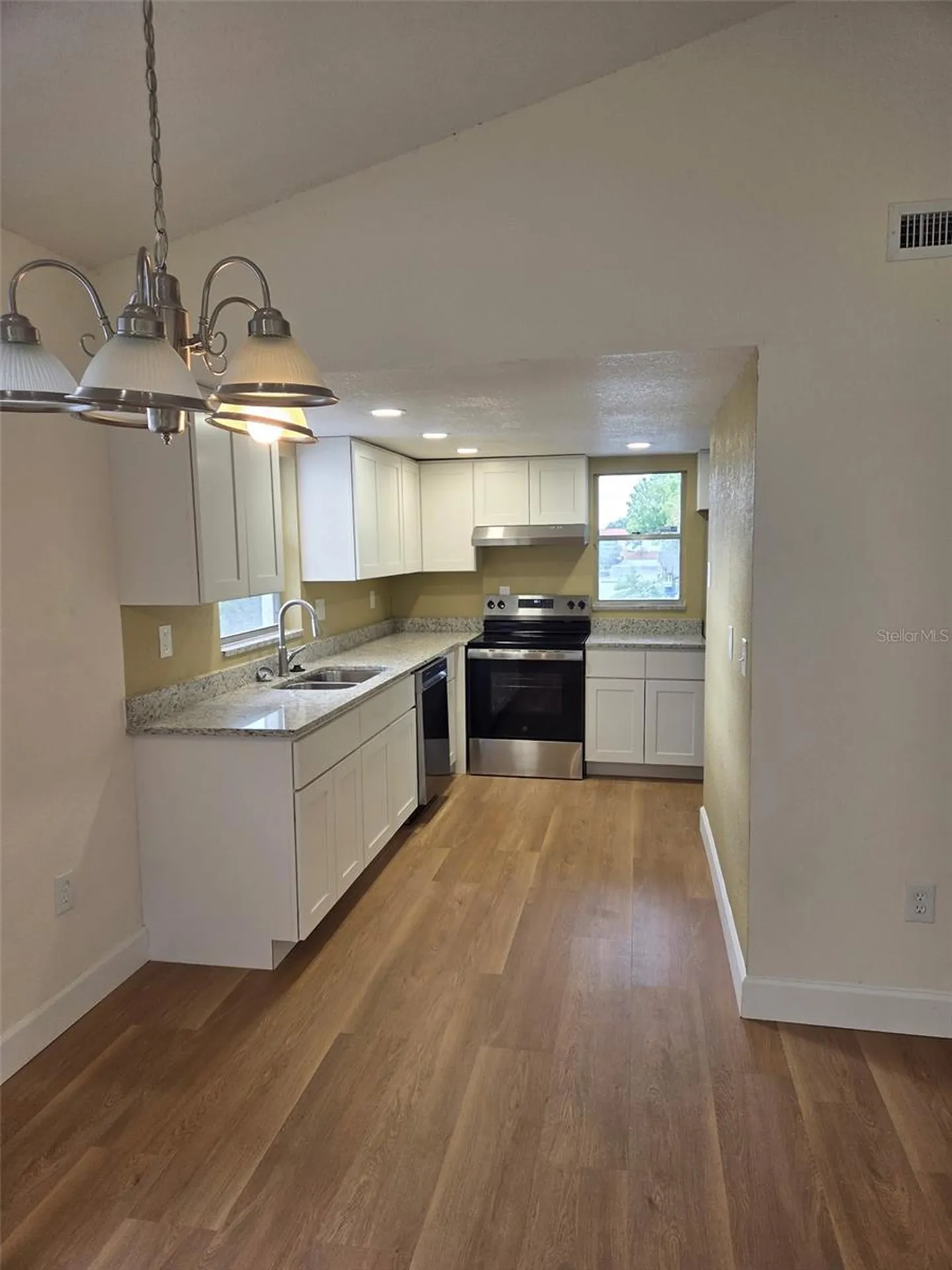 6062 Amberly Avenue Orlando FL 32822