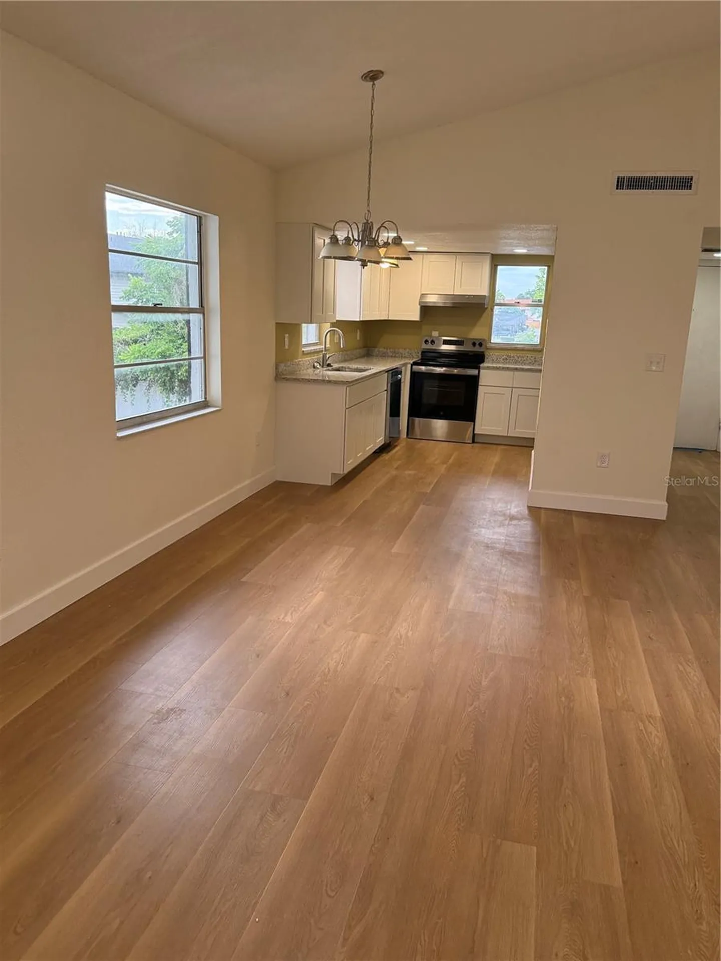 6062 Amberly Avenue Orlando FL 32822