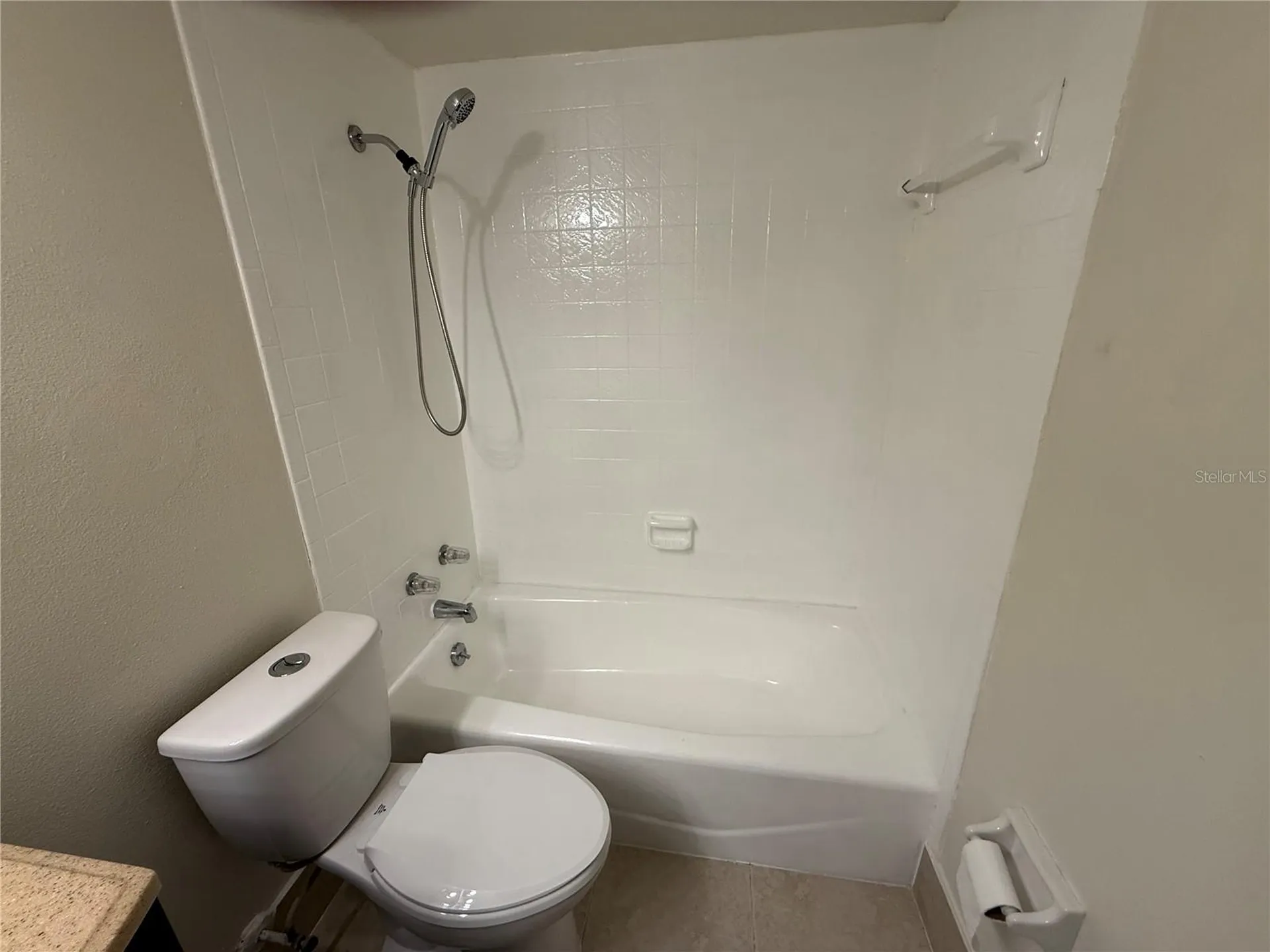 6062 Amberly Avenue Orlando FL 32822