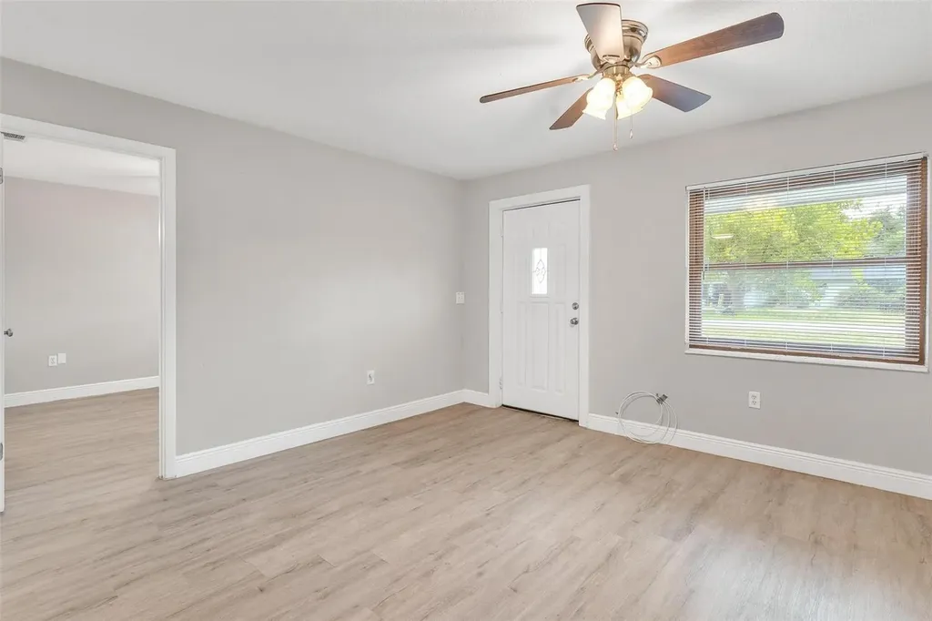 35904 Dawn Drive Leesburg FL 34788