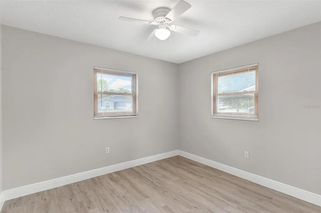 35904 Dawn Drive Leesburg FL 34788