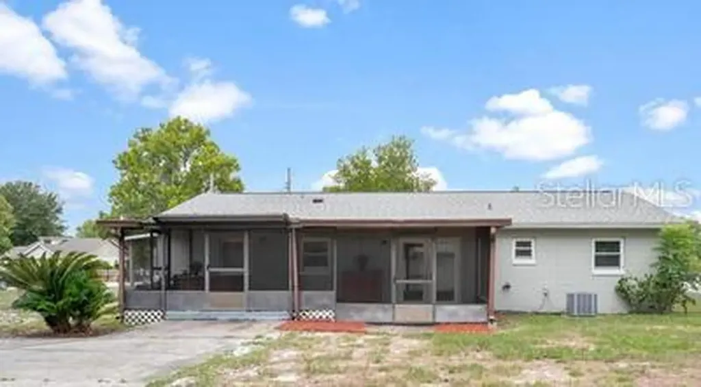 35904 Dawn Drive Leesburg FL 34788