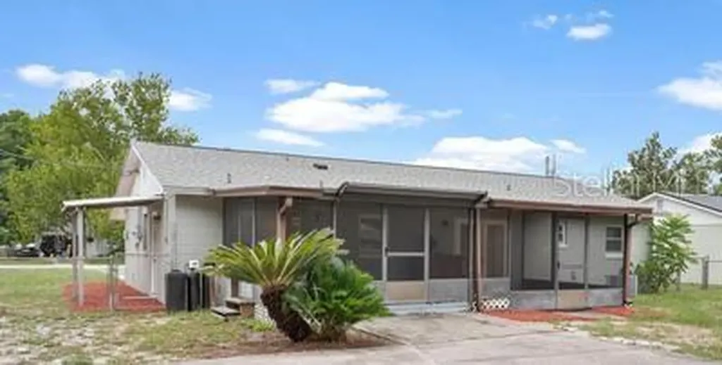 35904 Dawn Drive Leesburg FL 34788