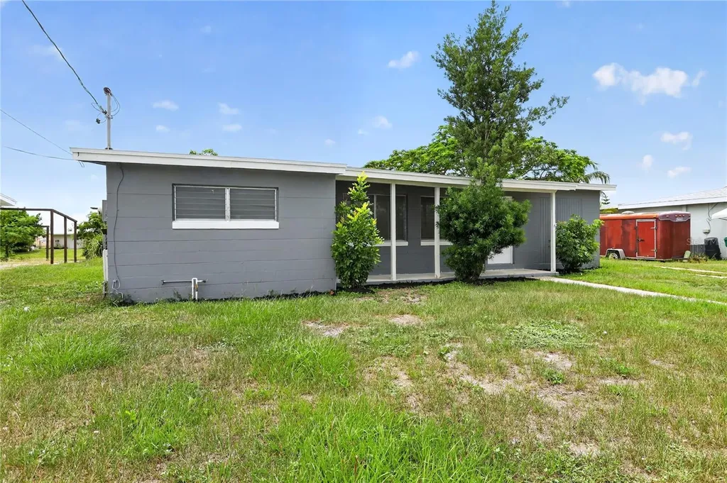 691 Sharon Circle Port Charlotte FL 33952