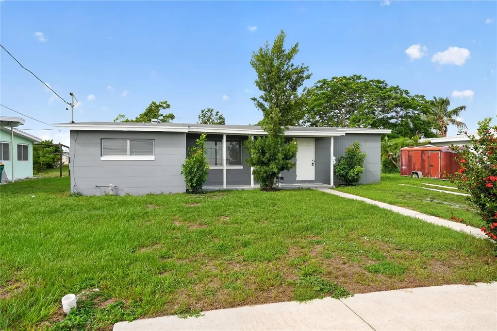 691 Sharon Circle Port Charlotte FL 33952