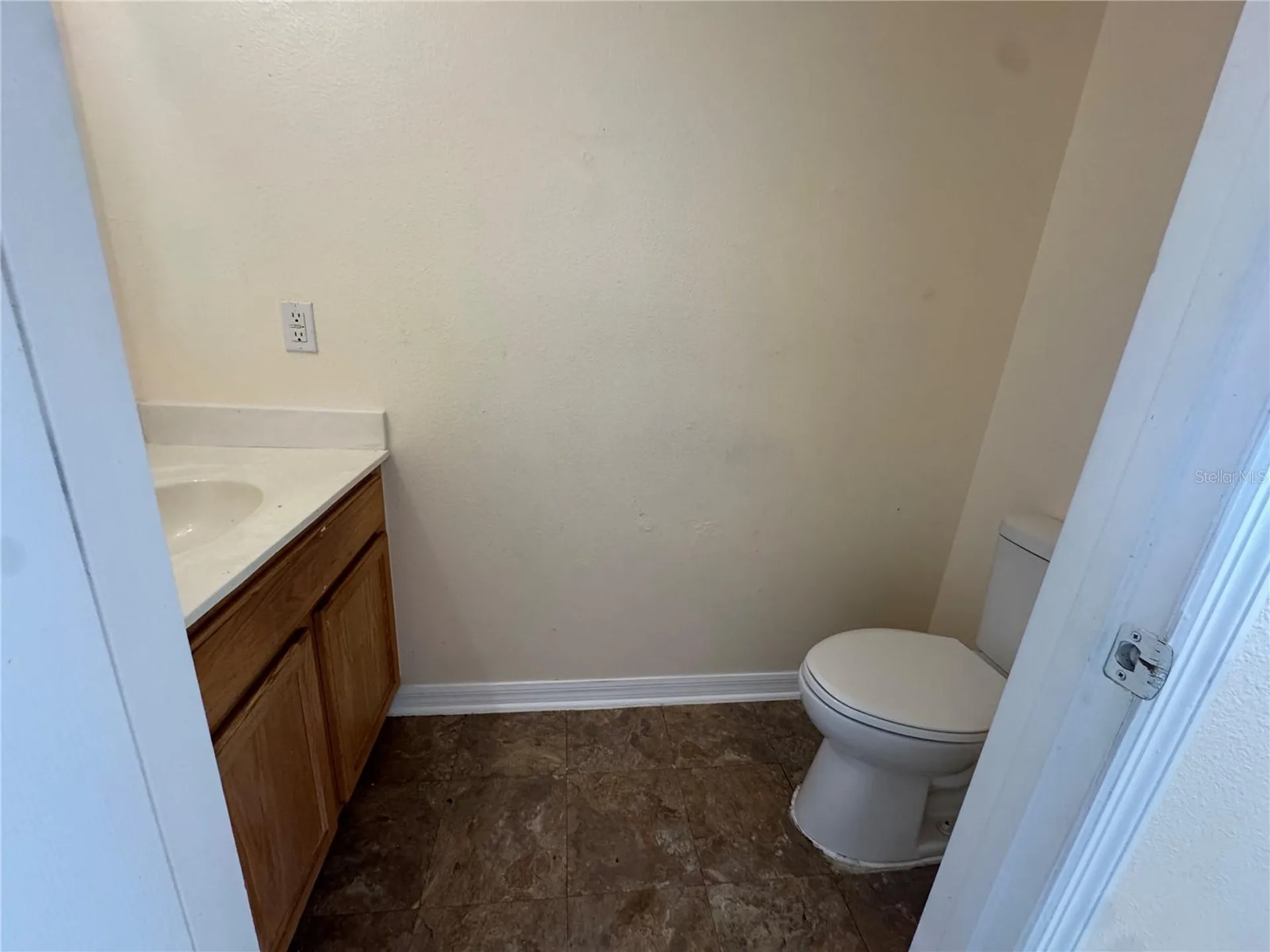 102 Flatfish Court Kissimmee FL 34759