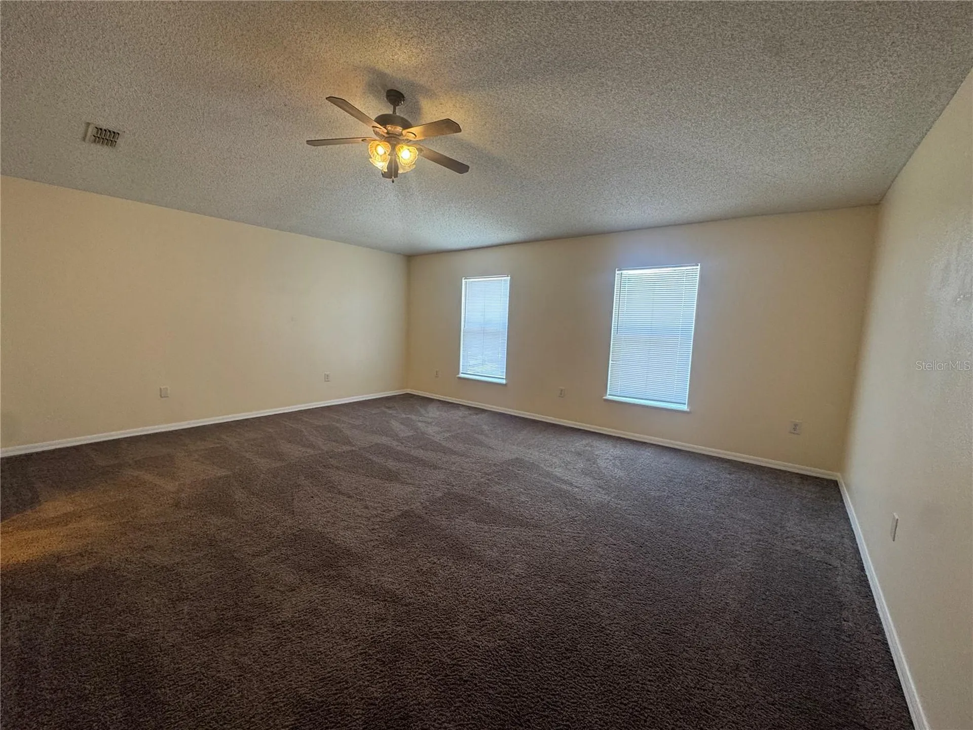 102 Flatfish Court Kissimmee FL 34759