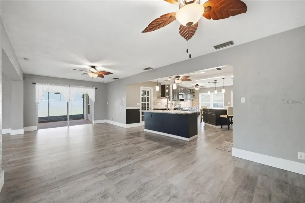 2087 59th Street N Clearwater FL 33760
