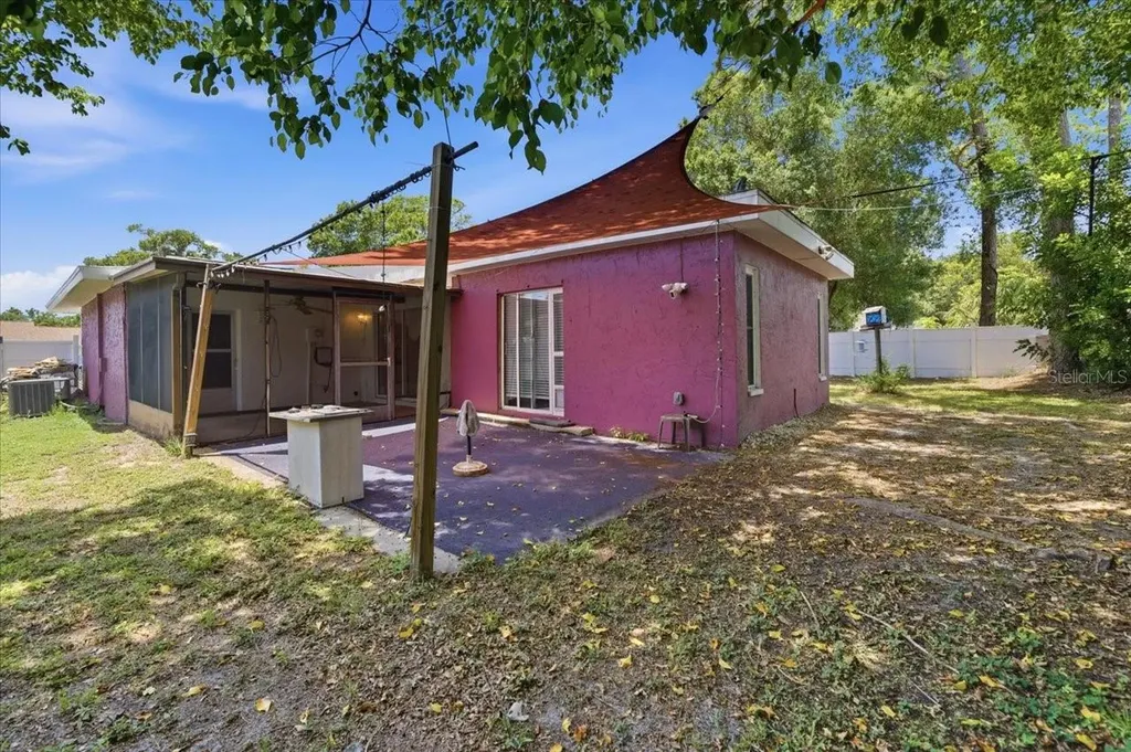 2087 59th Street N Clearwater FL 33760