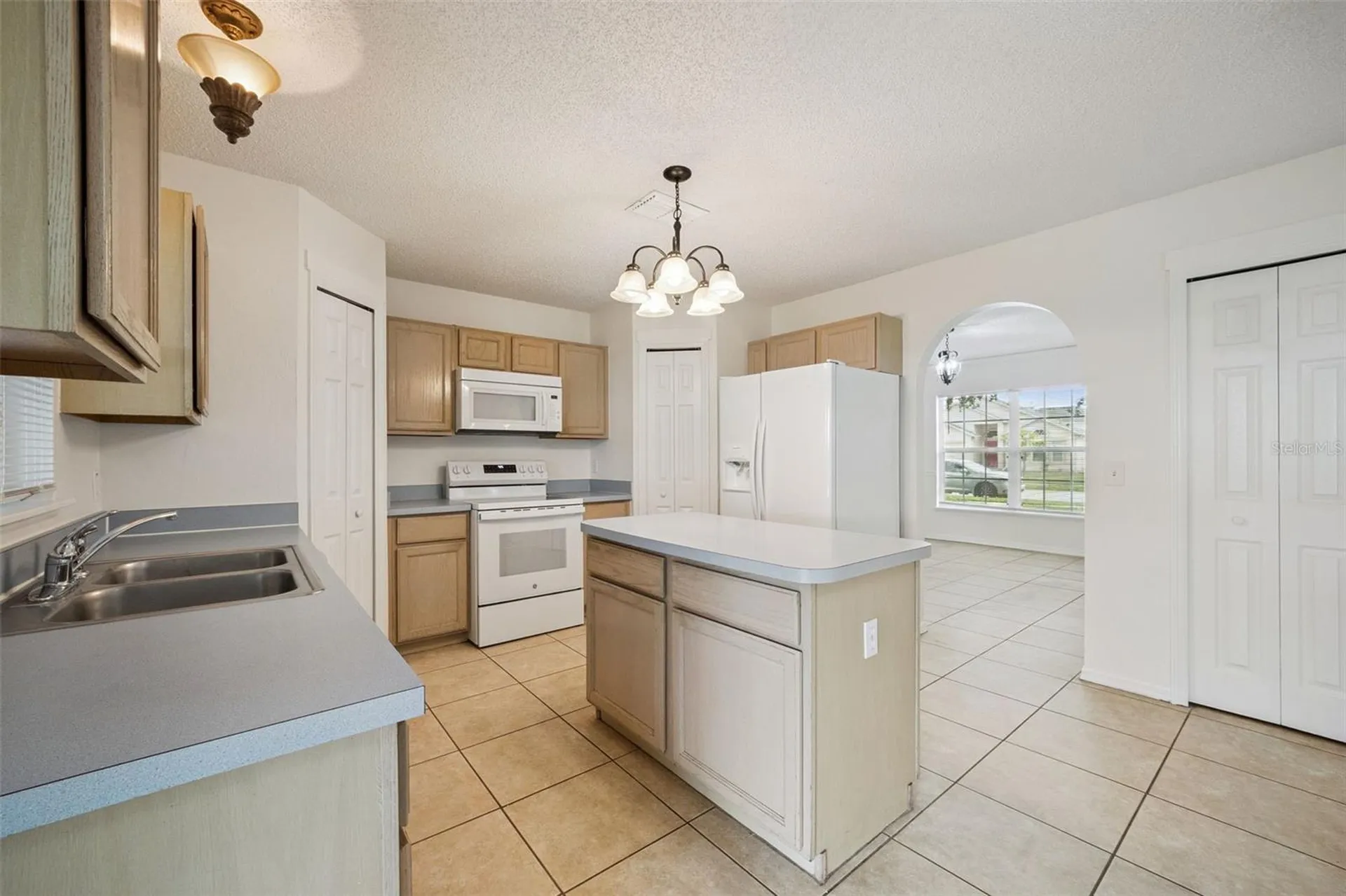 4222 Iveyglen Avenue Orlando FL 32826