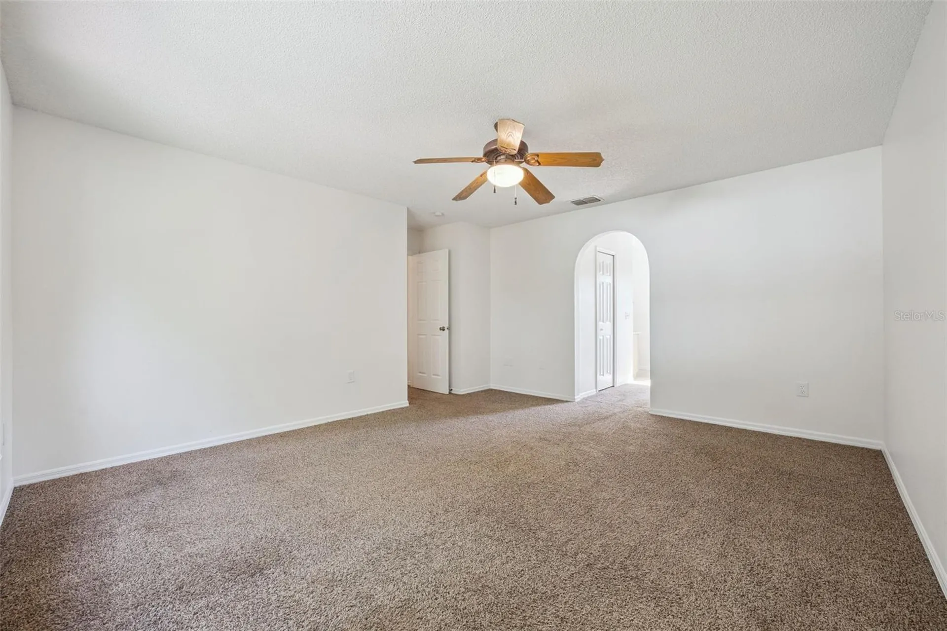 4222 Iveyglen Avenue Orlando FL 32826