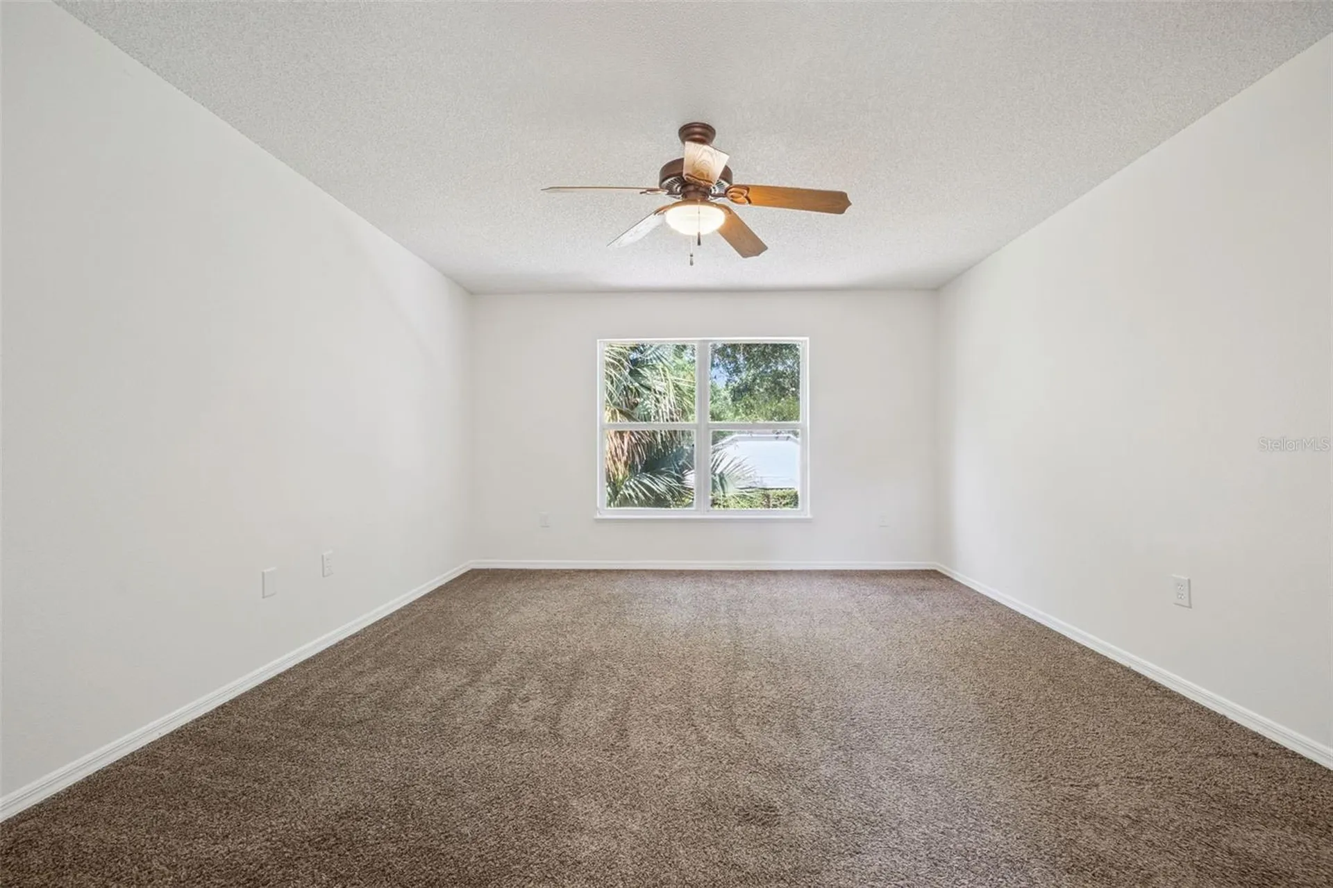 4222 Iveyglen Avenue Orlando FL 32826