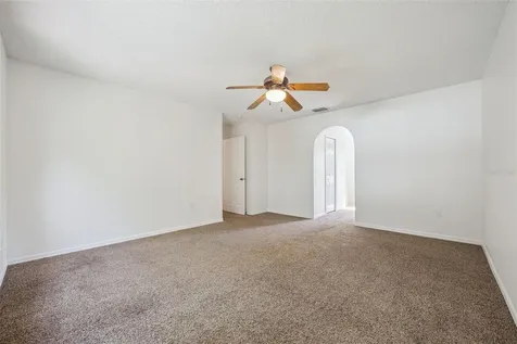 4222 Iveyglen Avenue Orlando FL 32826