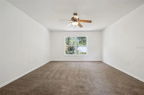 4222 Iveyglen Avenue Orlando FL 32826