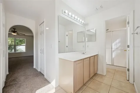 4222 Iveyglen Avenue Orlando FL 32826