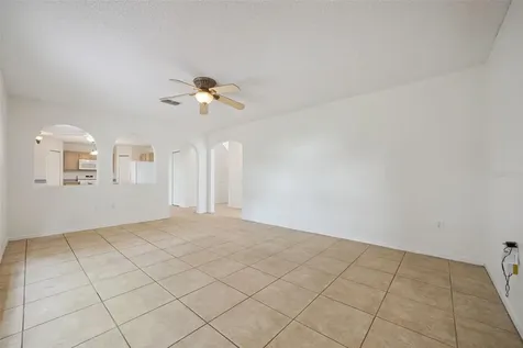 4222 Iveyglen Avenue Orlando FL 32826