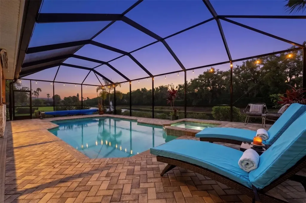 515 Sand Crane Court Bradenton FL 34212