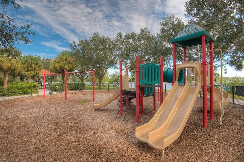 515 Sand Crane Court Bradenton FL 34212