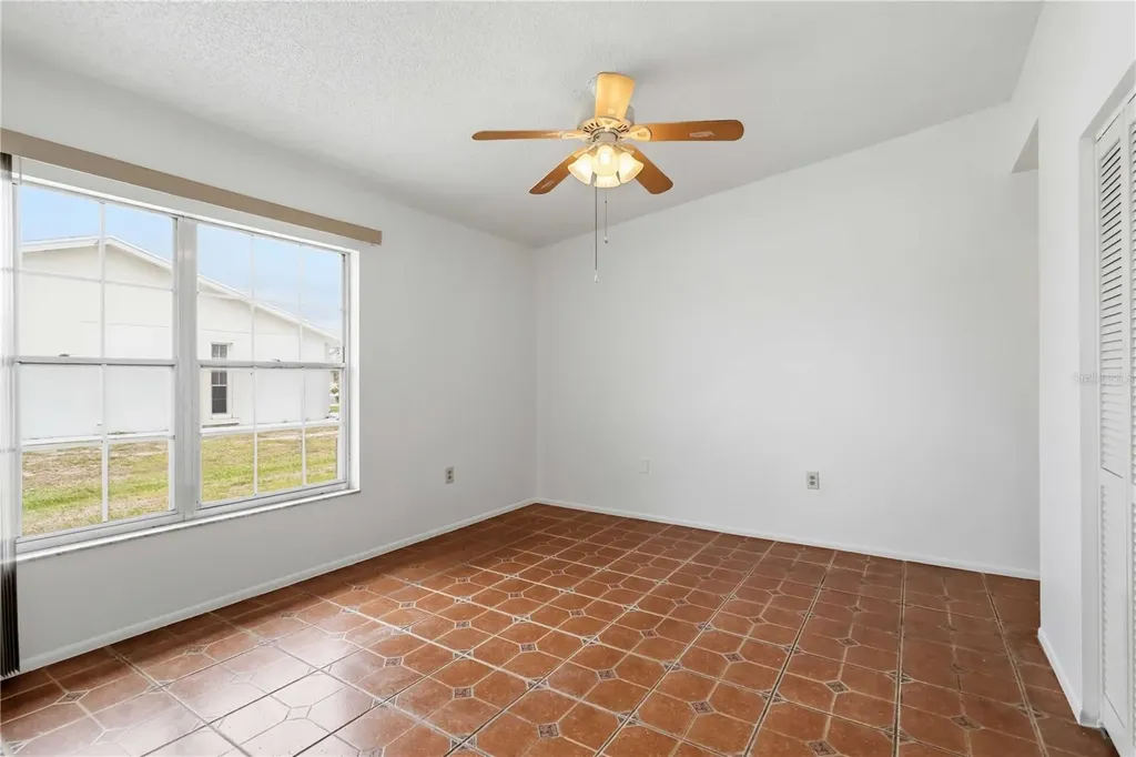 4004 42nd Avenue W Bradenton FL 34205