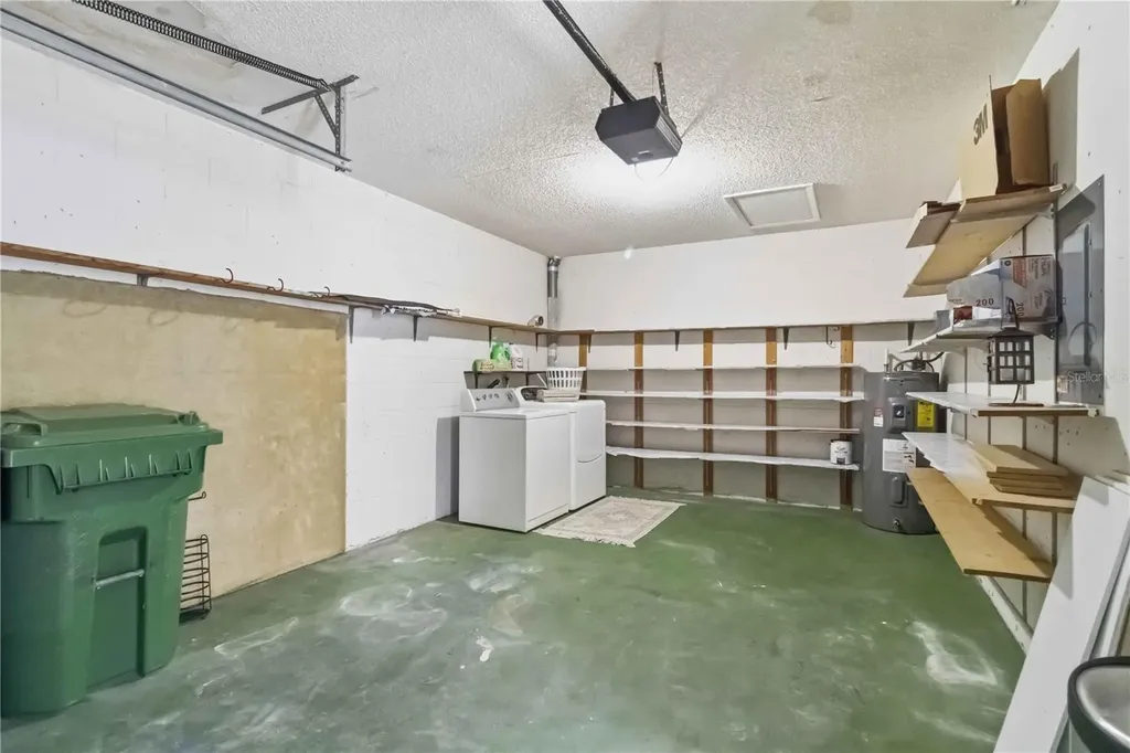 4004 42nd Avenue W Bradenton FL 34205