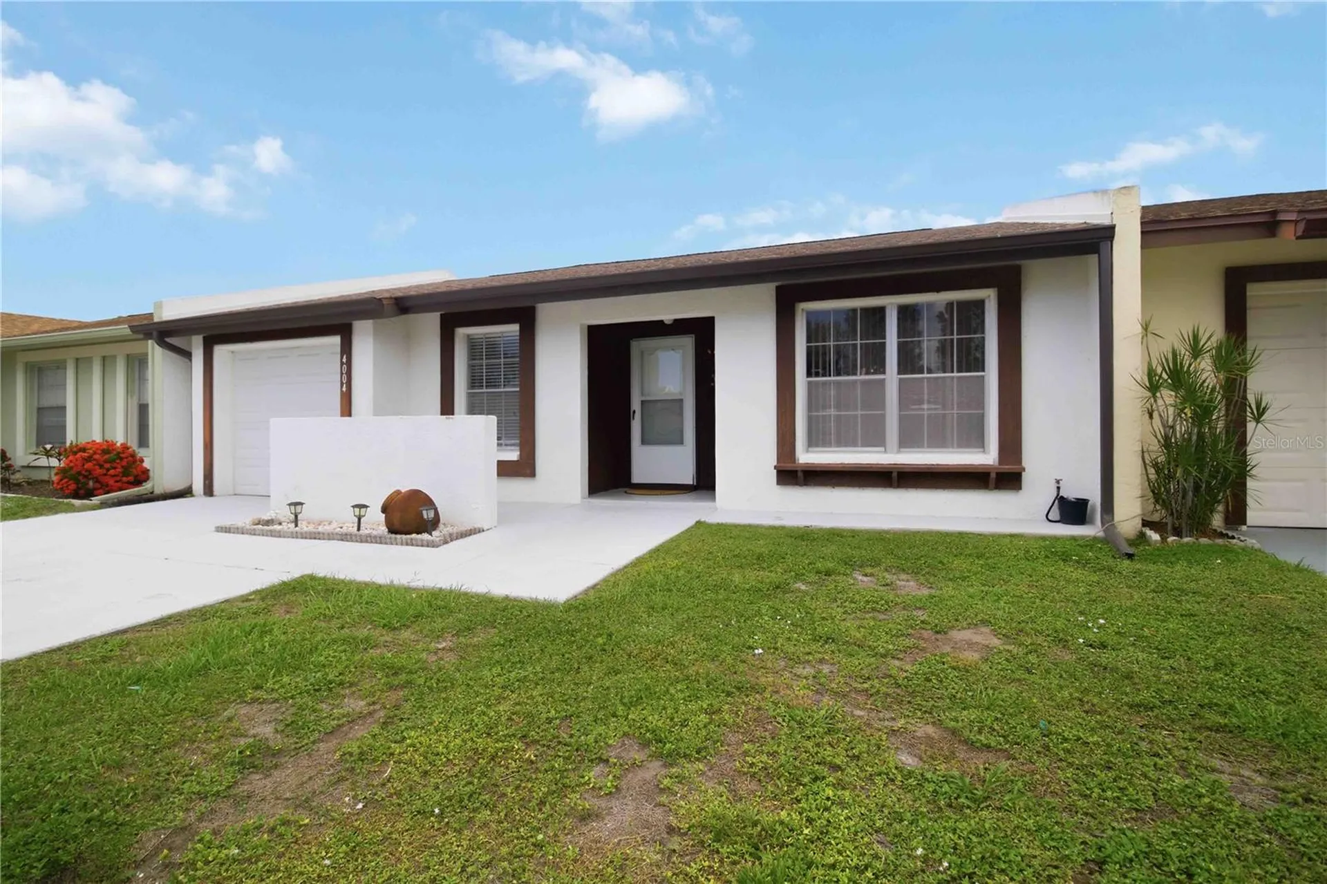 4004 42nd Avenue W Bradenton FL 34205
