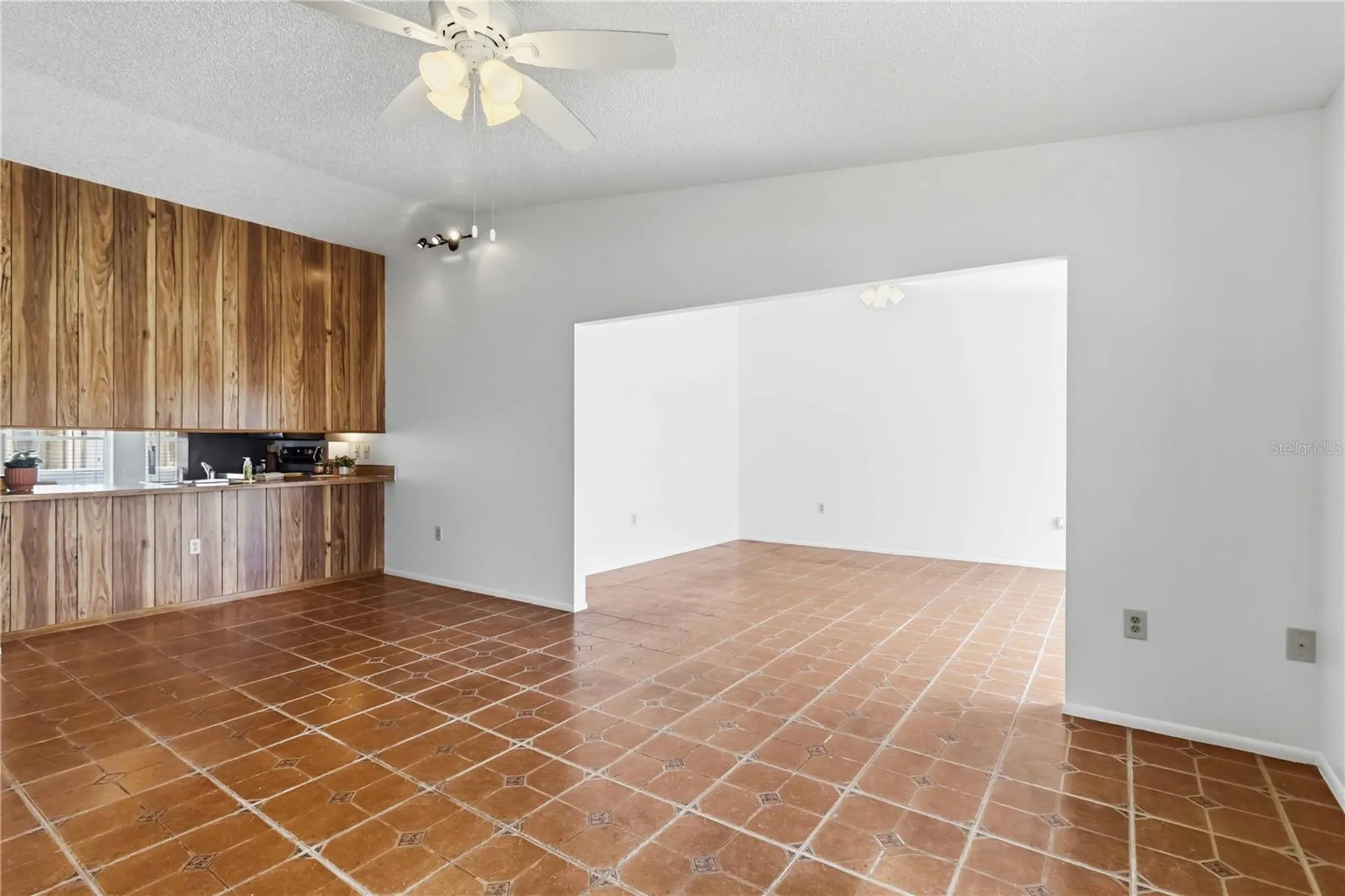 4004 42nd Avenue W Bradenton FL 34205