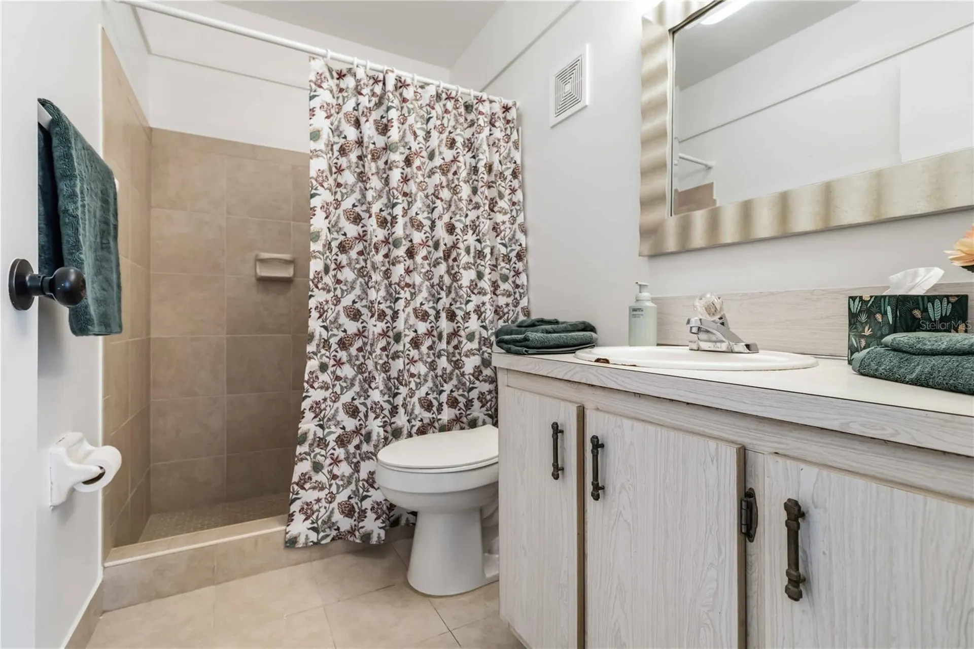 4004 42nd Avenue W Bradenton FL 34205