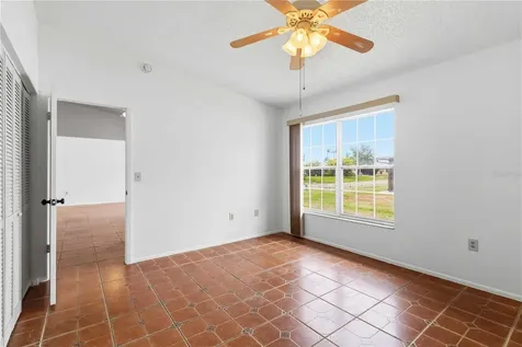 4004 42nd Avenue W Bradenton FL 34205