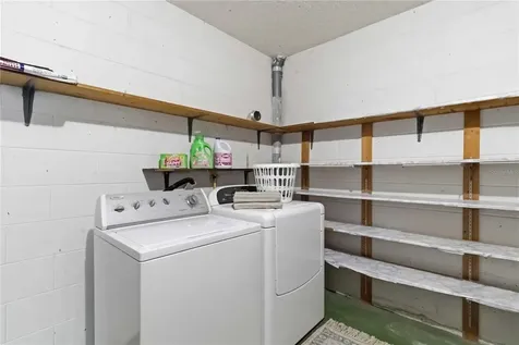 4004 42nd Avenue W Bradenton FL 34205
